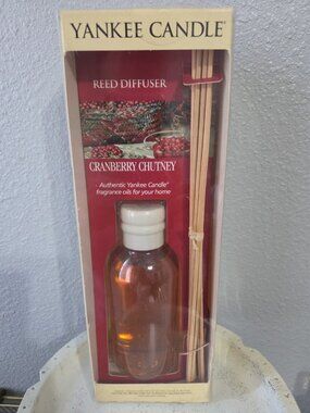 YANKEE CANDLE Reed Diffuser Cranberry Chutney fragrance oil  7.8 fl oz NIB